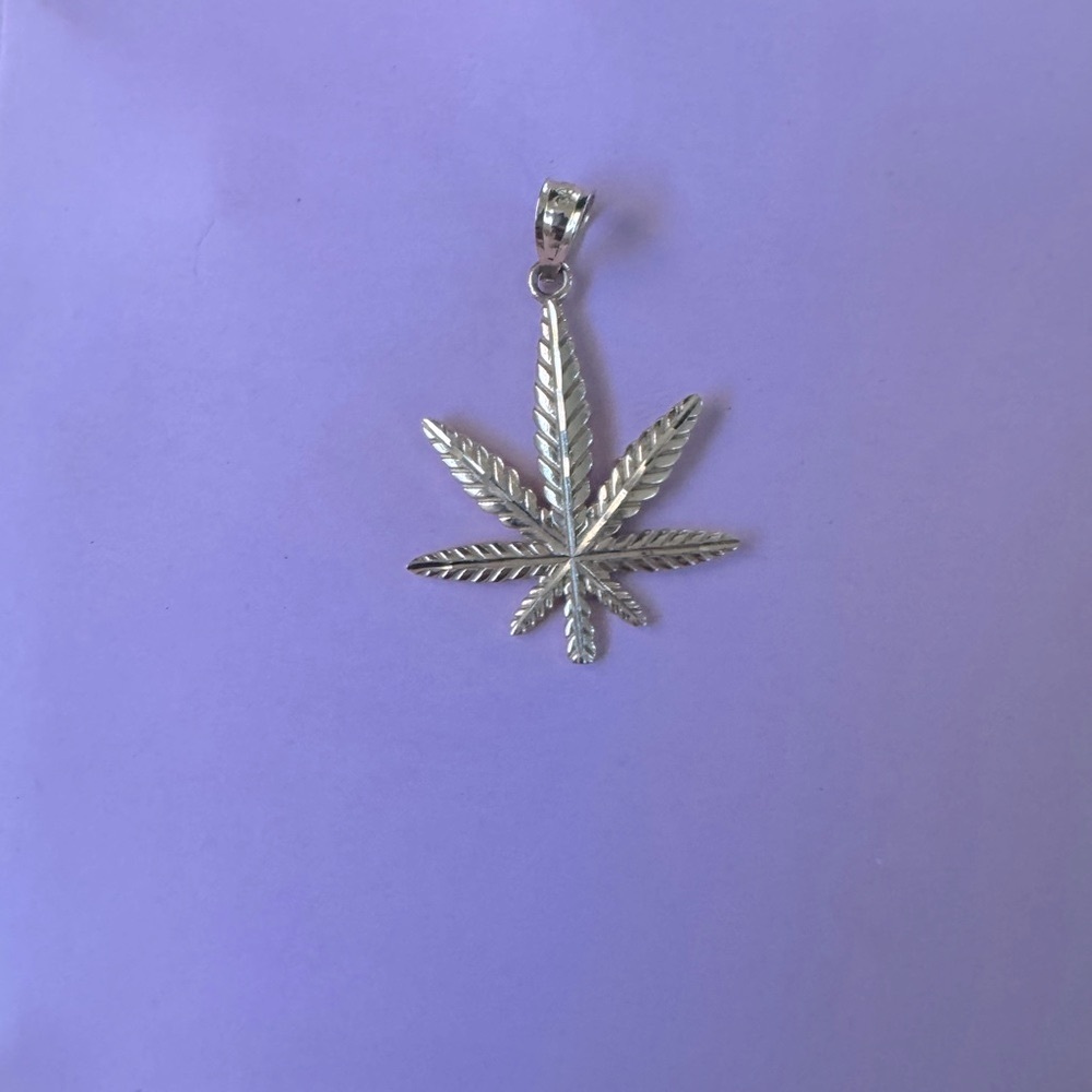 Cannabis Gold Leaf Pendant Necklace 10 k